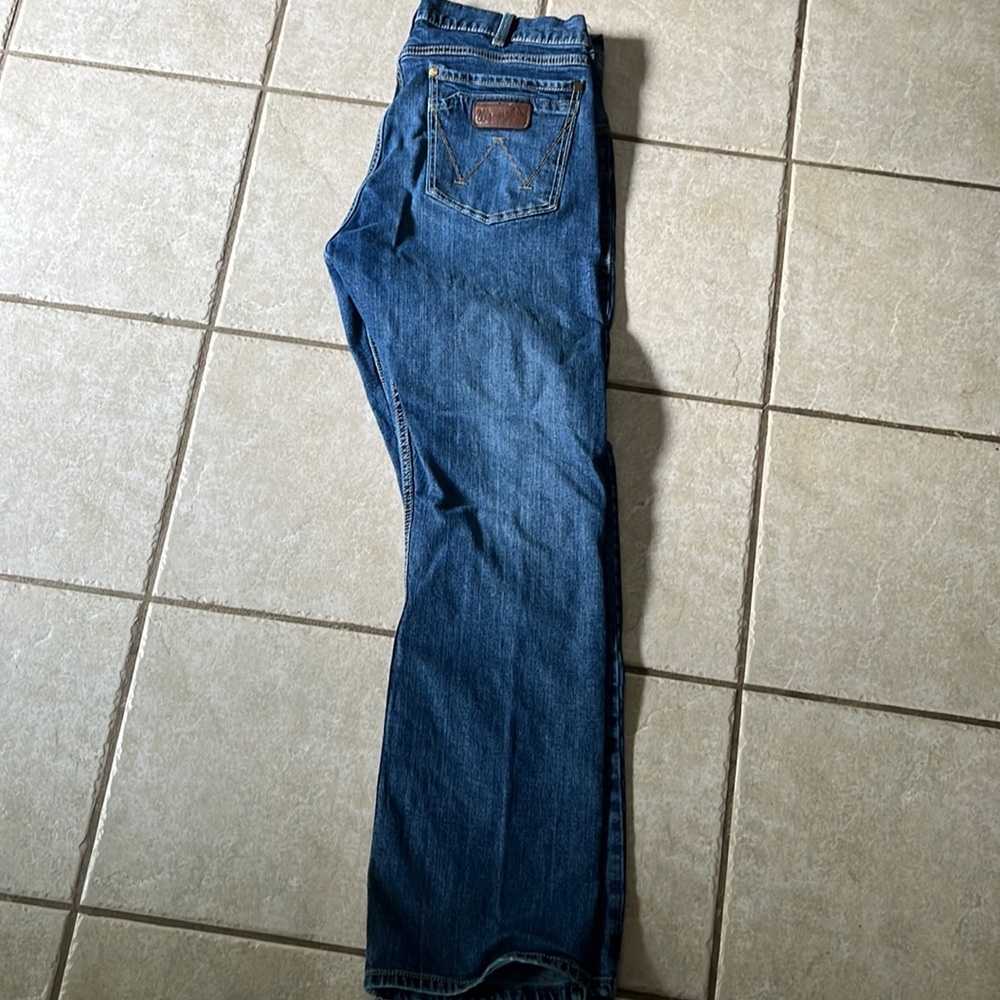 Wrangler 36x34 jeans